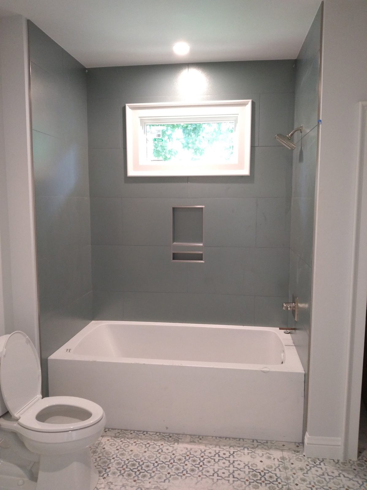 Tub surround tile installation by R&C Tile